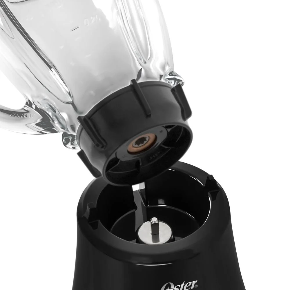 Liquidificador Oster Super Chef  PRETO / 127V — foto 3 de 6