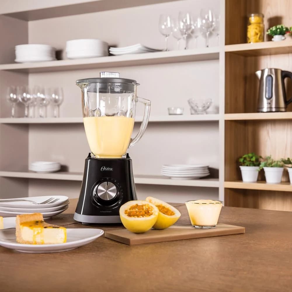 Liquidificador Oster Super Chef  PRETO / 127V — foto 5 de 6