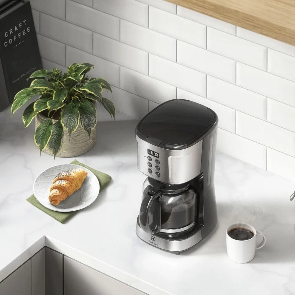 Cafeteira Elétrica Electrolux Digital Programável Experience INOX / 127V — foto 6 de 6